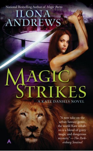 Magic Rises (Kate Daniels): 9781937007584: Andrews, Ilona: Books 